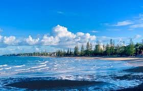Redcliffe Suttons Beach
